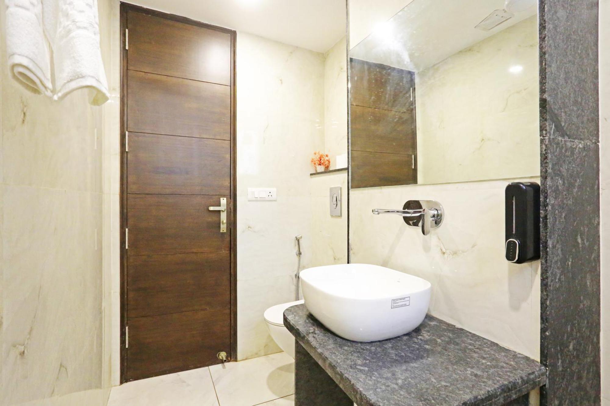 Hotel Mayfair Just A Minute Away From New Delhi Railway Station And Connaught Place Exteriér fotografie