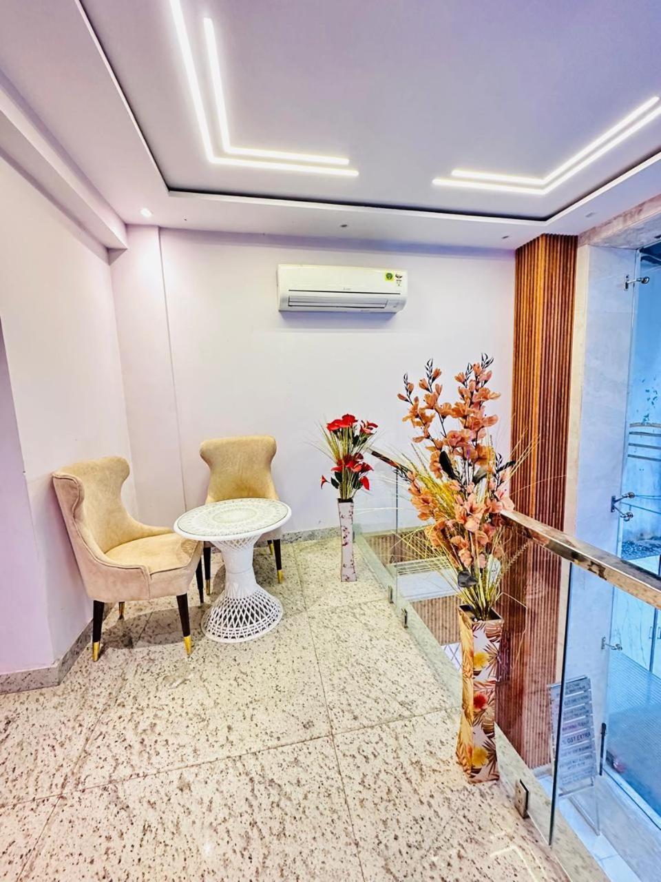 Hotel Mayfair Just A Minute Away From New Delhi Railway Station And Connaught Place Exteriér fotografie